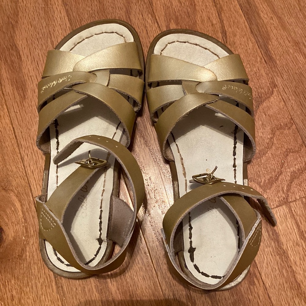 Big Girls Salt Water sandals
